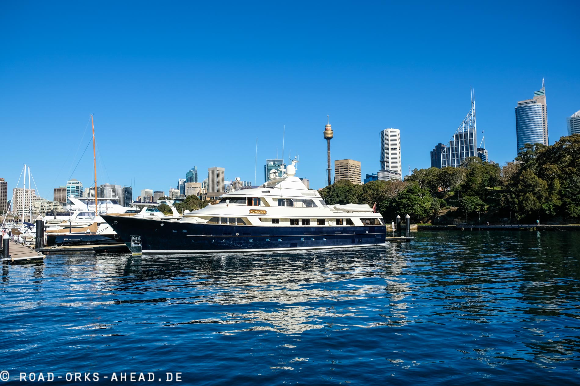 Schicke Jachten im Hafen Sydney