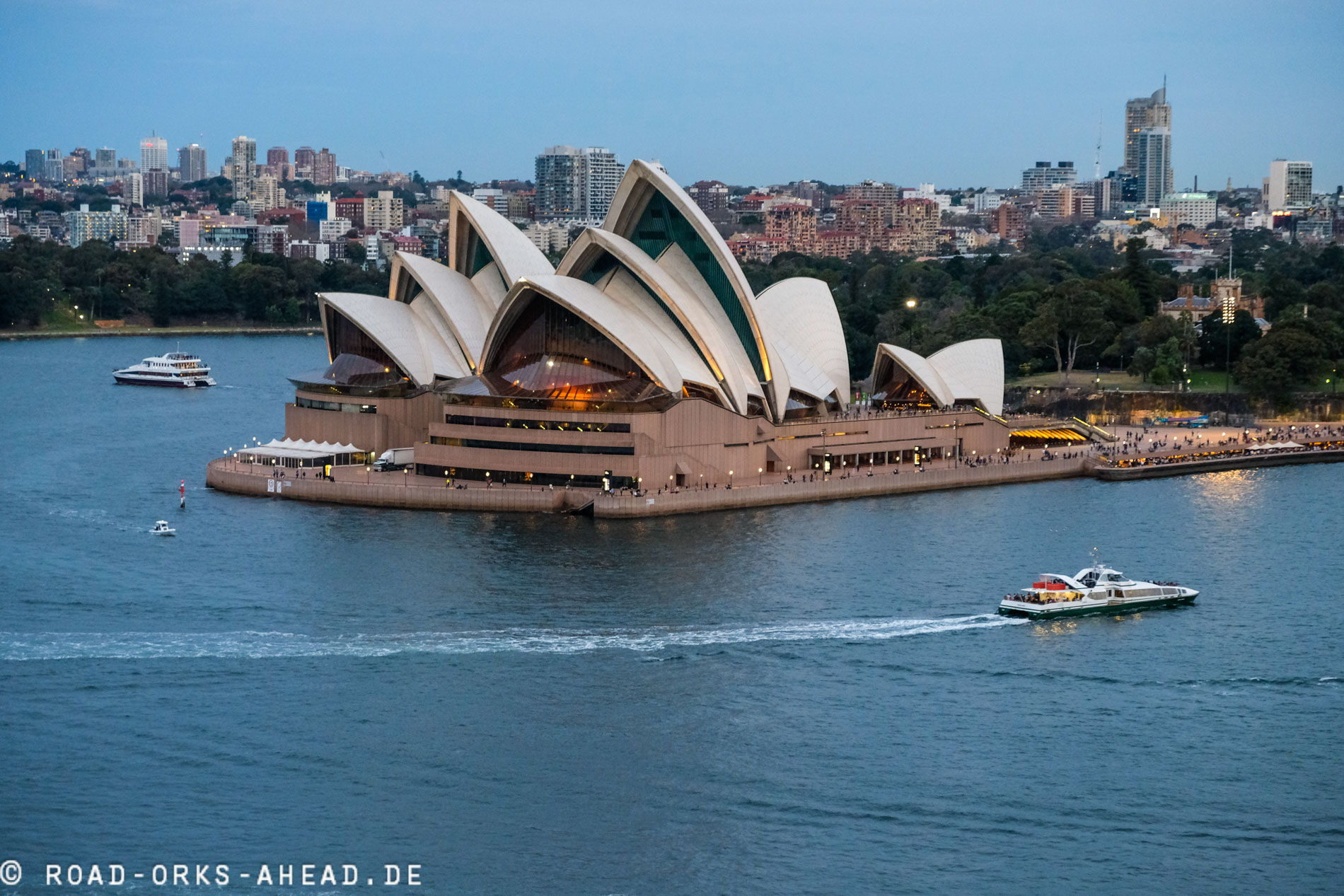 Blick auf die Oper von der Sydney Harbour Bridge
