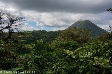 Vulkan Arenal vom Cerro Chato gesehen